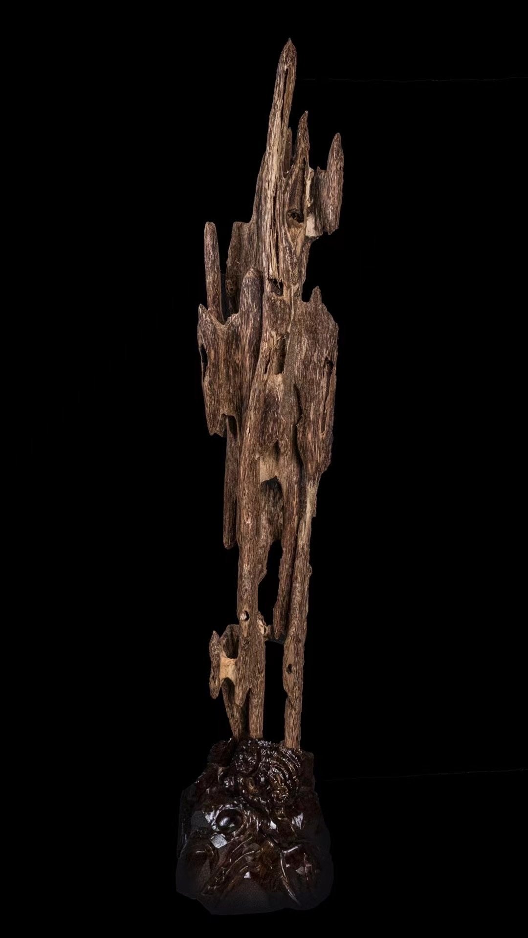 Sculptures en Bois d'Agar