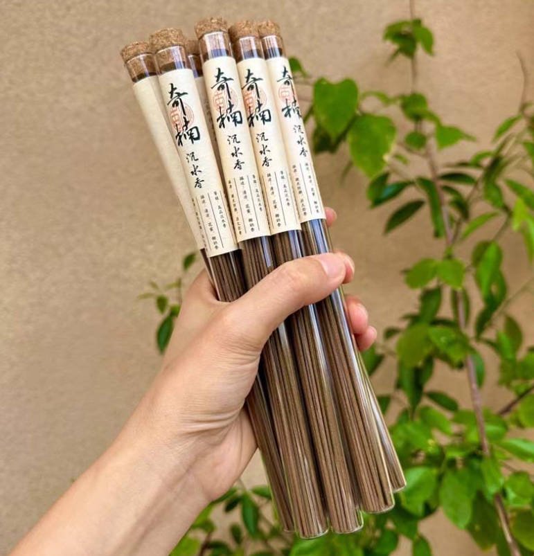 Bakhoor Oudh Incense Sticks — Premium bakhoor oudh incense sticks in convenient stick format — deep oud scent for hospitality and retail., image 3