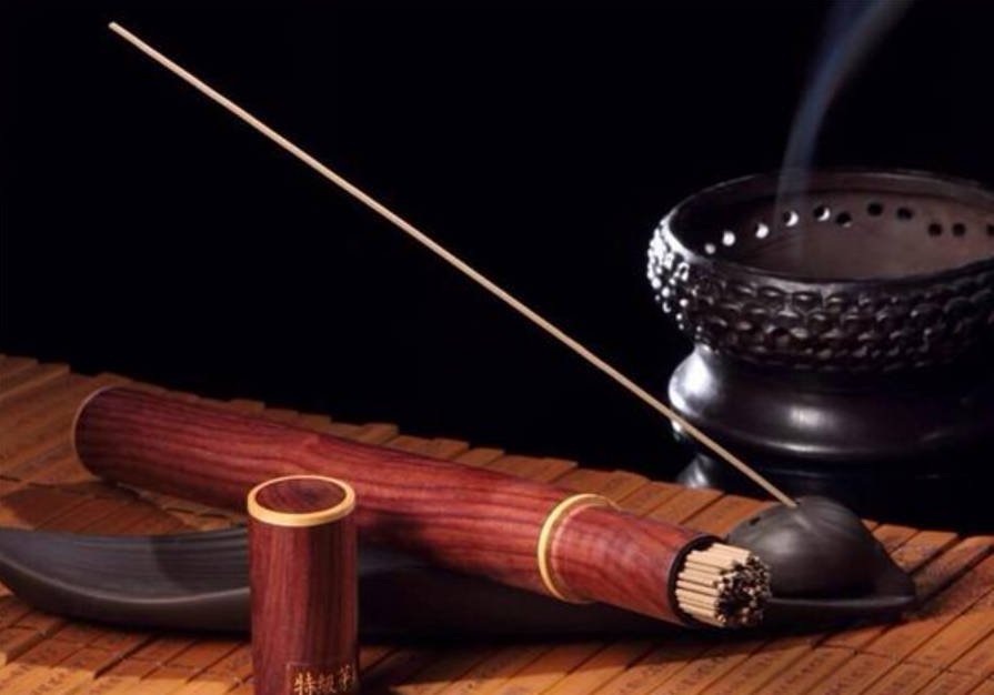Bakhoor Oudh Incense Sticks — Premium bakhoor oudh incense sticks in convenient stick format — deep oud scent for hospitality and retail., image 5